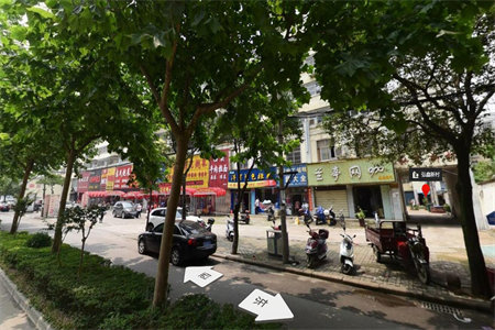 金都小区5号楼3室2厅1卫95㎡